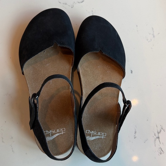 DANSKO ROWAN in Black Nubuck WOMENS size 39 US 8.5-9 - Picture 3 of 15